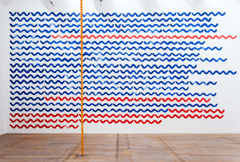 Diango Hernández Let us see if a million people can be silent 2015, Wandmalerei, Acryl auf Wand Courtesy MOSTYN und Marlborough Contemporary, London