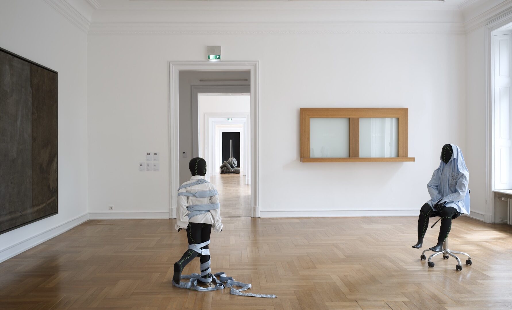 walk & talk 16. Juli, 13. August, 15. Oktober 12 Uhr Bewegungen zur Kunst mit dem Morsbroicher Kurator*innen - 16. Juli mit Dr. Fritz Emslander - 13. August mit Dr. Thekla Zell - 15. Oktober mit Dr. Thekla Zell Wir bitten um Anmeldung unter Telefon +49 21 44 06 45 00 oder info@morsbroich.de