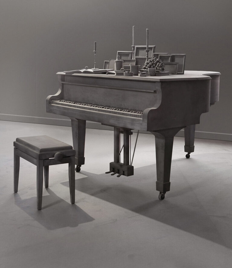 Hans Op de Beeck »Silent Piano« 2015 Mixed Media, synthetischer Gips, Holz 155 x 146 x 200 cm